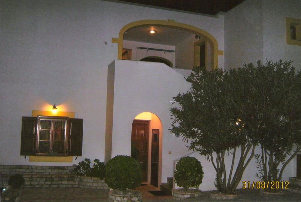 شقة Cerigo House Kondoliánika المظهر الخارجي الصورة