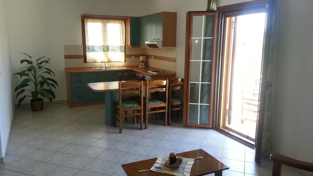 شقة Cerigo House Kondoliánika المظهر الخارجي الصورة