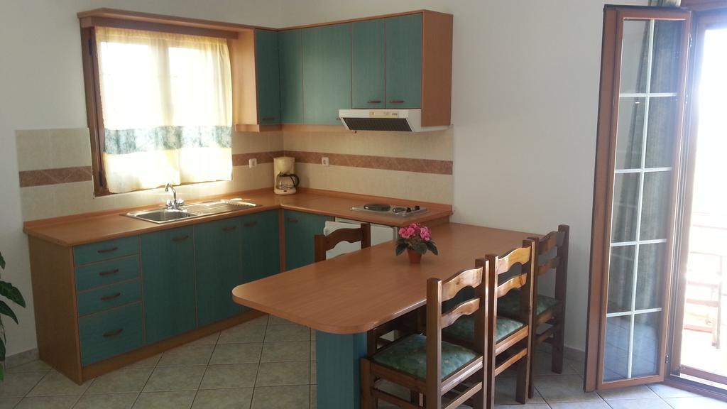 شقة Cerigo House Kondoliánika المظهر الخارجي الصورة